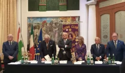 apertura
