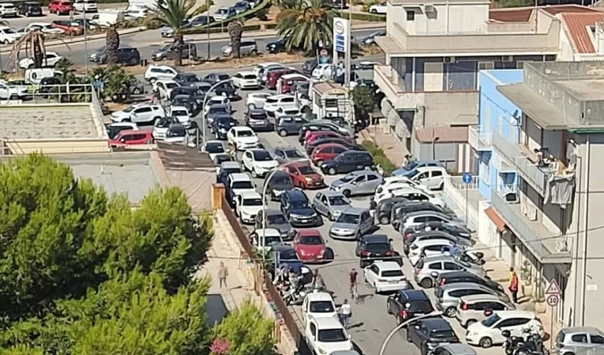 “Riapre la scuola e ritorna il caos nelle strade”: la denuncia di Cavallaro