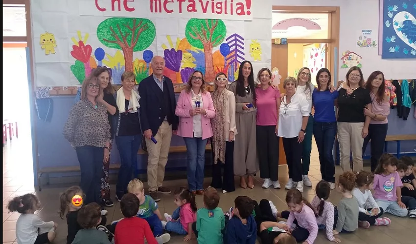 Refezione scolastica a Priolo: distribuiti ai bambini i kit mensa