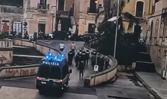 Disordini e violenze fuori dal De Simone durante Siracusa-Casarano: 3 ultras arrestati e un minore denunciato disordini