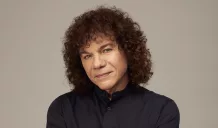 Riccardo Cocciante live al Teatro Greco di Siracusa il 30 giugno 2026 1 riccardo cocciante