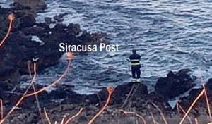 Cadavere in mare davanti la pista ciclabile: in corso le operazioni di recupero 5 cadavere