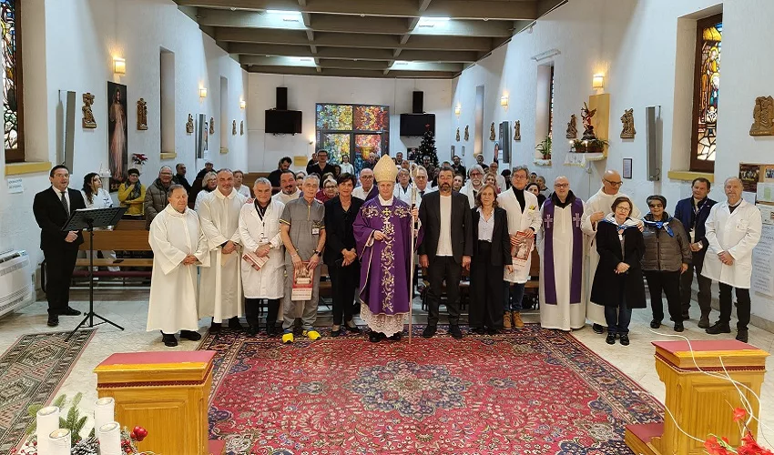 Messa di Natale dell’Asp di Siracusa: la celebrazione del’arcivescovo Lomanto all’ospedale Umberto I