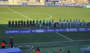 Accade l'incredibile al De Simone: il Siracusa castigato da una punizione inesistente e finisce 2-2 con il Foggia 5 siracusa