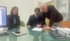 Firmato il contratto per l'avvio dei lavori al campo sportivo ex Feudo contratto