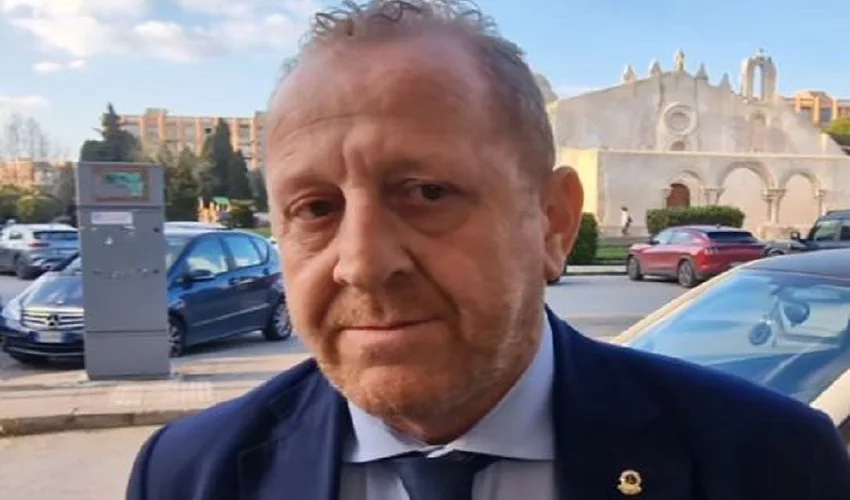 Acquisizione del Siracusa Calcio: missione fallita: “Nessuna documentazione arrivata dal presidente”