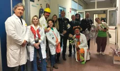 Pasqua solidale, la Polizia locale di Melilli in visita nel reparto di Pediatria dell'Umberto I pasqua