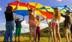 Centri estivi e servizi socio-educativi: avviso per costituire un elenco di enti privati disposti a collaborare con il Comune avviso