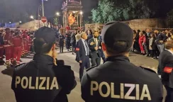 Vìola i domiciliari e va a spasso con la compagna in occasione dei festeggiamenti di Sant'Alfio a Lentini domiciliari