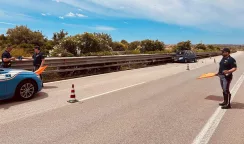 Auto contro il guard rail sulla Siracusa-Gela: un ferito con intervento dell'elisoccorso guard rail