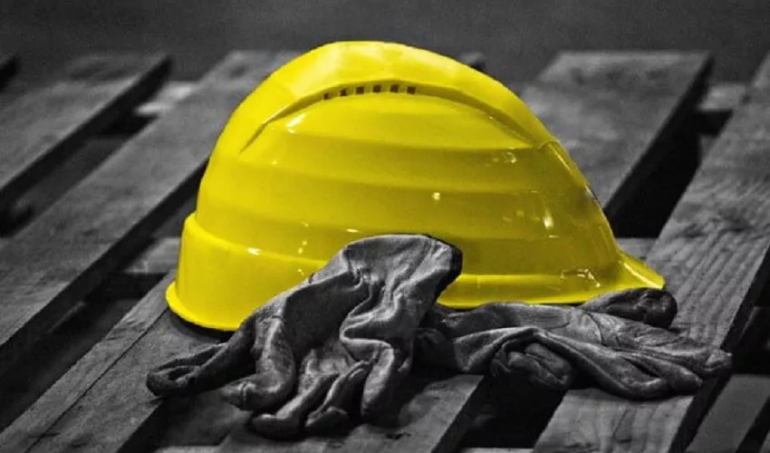 Incidente mortale sul lavoro, i sindacati: “Riflettori accesi sulla sicurezza”