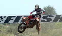 Il pilota priolese Matteo Andolina primo nella Expert Pro-MX2 pilota