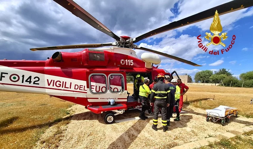 Turista olandese infortunata a Cavagrande del Cassibile: soccorsa dai Vigili del fuoco