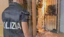 Spaccio, smantellato minimarket della droga: 19enne arrestato 1 spaccio