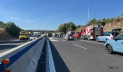 Incidente sulla Catania-Siracusa: 2 mezzi coinvolti e 3 feriti incidente